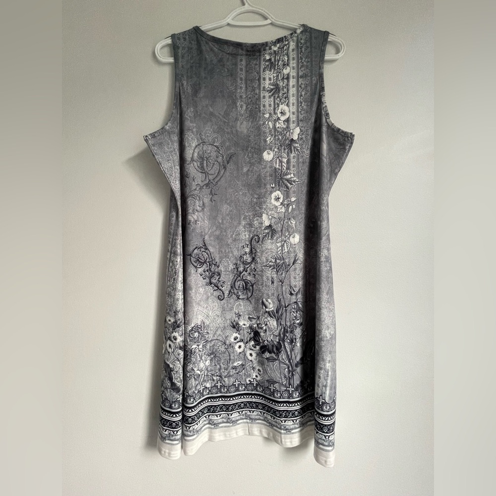 NWOT SHEIN Black and White Floral Sleeveless Dress Size L - Picture 4 of 5